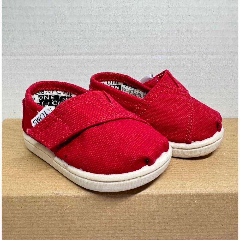 TOMS Red Canvas Slip-On Shoes Toddler Girls Size 3 NWOB (Bx 5)